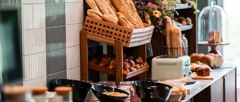 Daily buffet breakfast (EUR 22.50 per person)