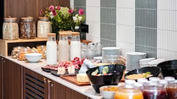 Daily buffet breakfast (EUR 22.50 per person)