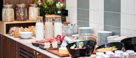 Daily buffet breakfast (EUR 22.50 per person)