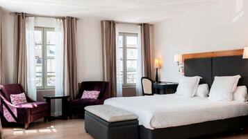 Superior Room, 1 Double Bed | Premium bedding, memory foam beds, in-room safe, desk