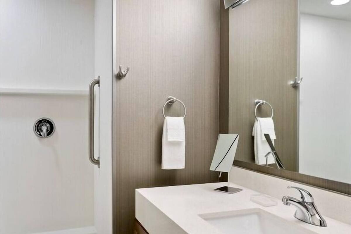 Bathroom shower