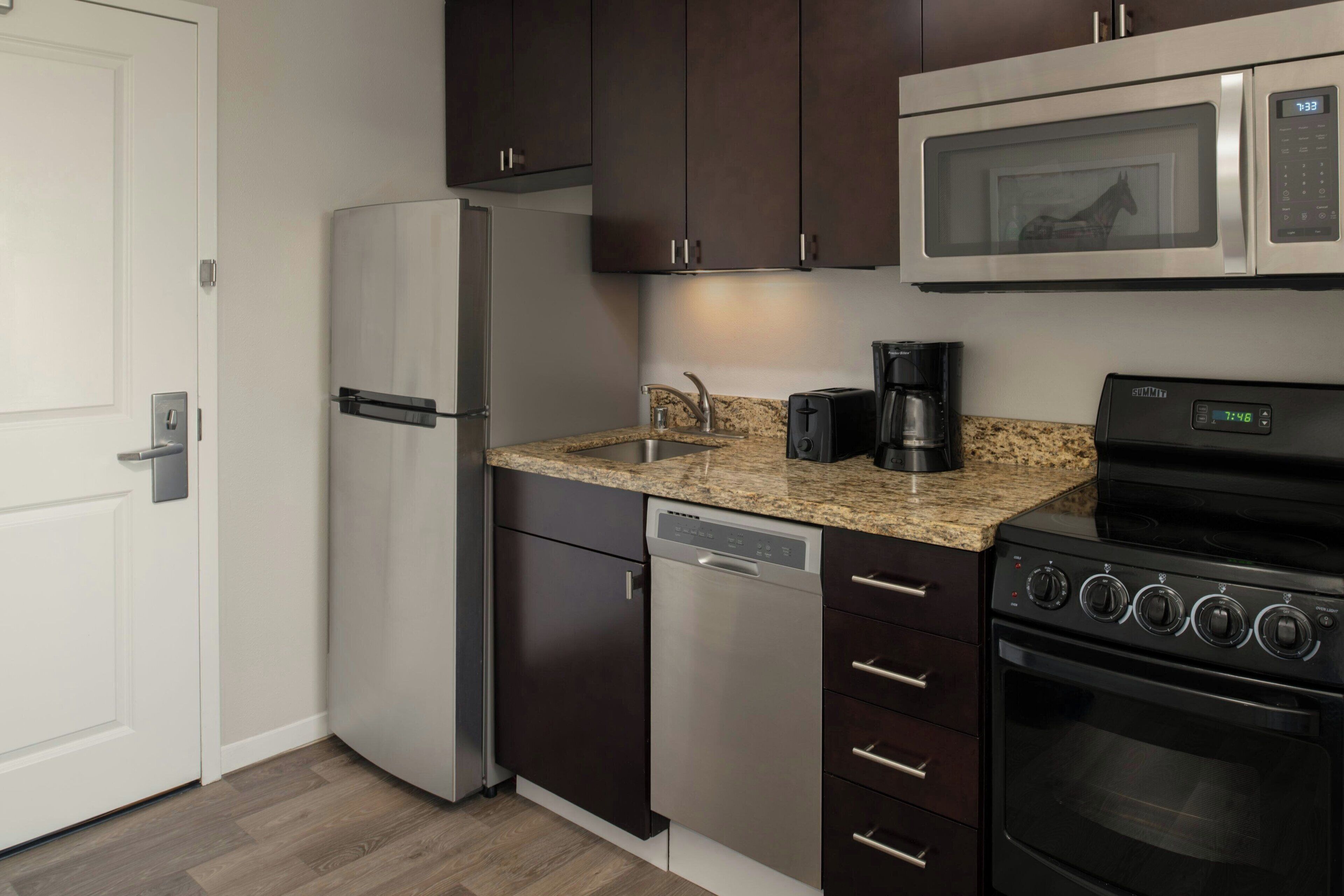 suite, 1 bedroom | 1 bedroom, premium bedding, individually furnished, laptop workspace