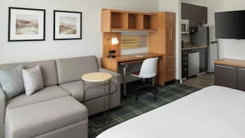 Suite, 1 Queen Bed with Sofa bed