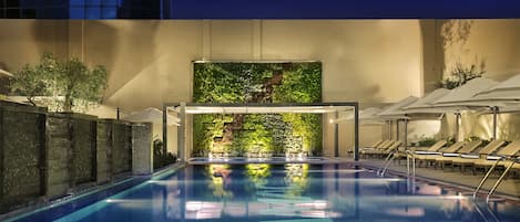 Piscine extérieure