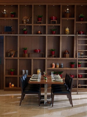 Dining - DAMAC Maison Cour Jardin (Dubai)