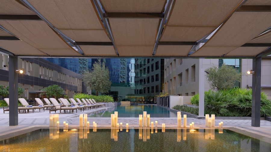 DAMAC Maison Cour Jardin