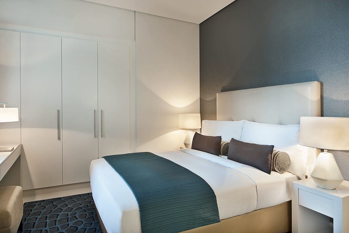 Premium bedding, in-room safe, desk, soundproofing