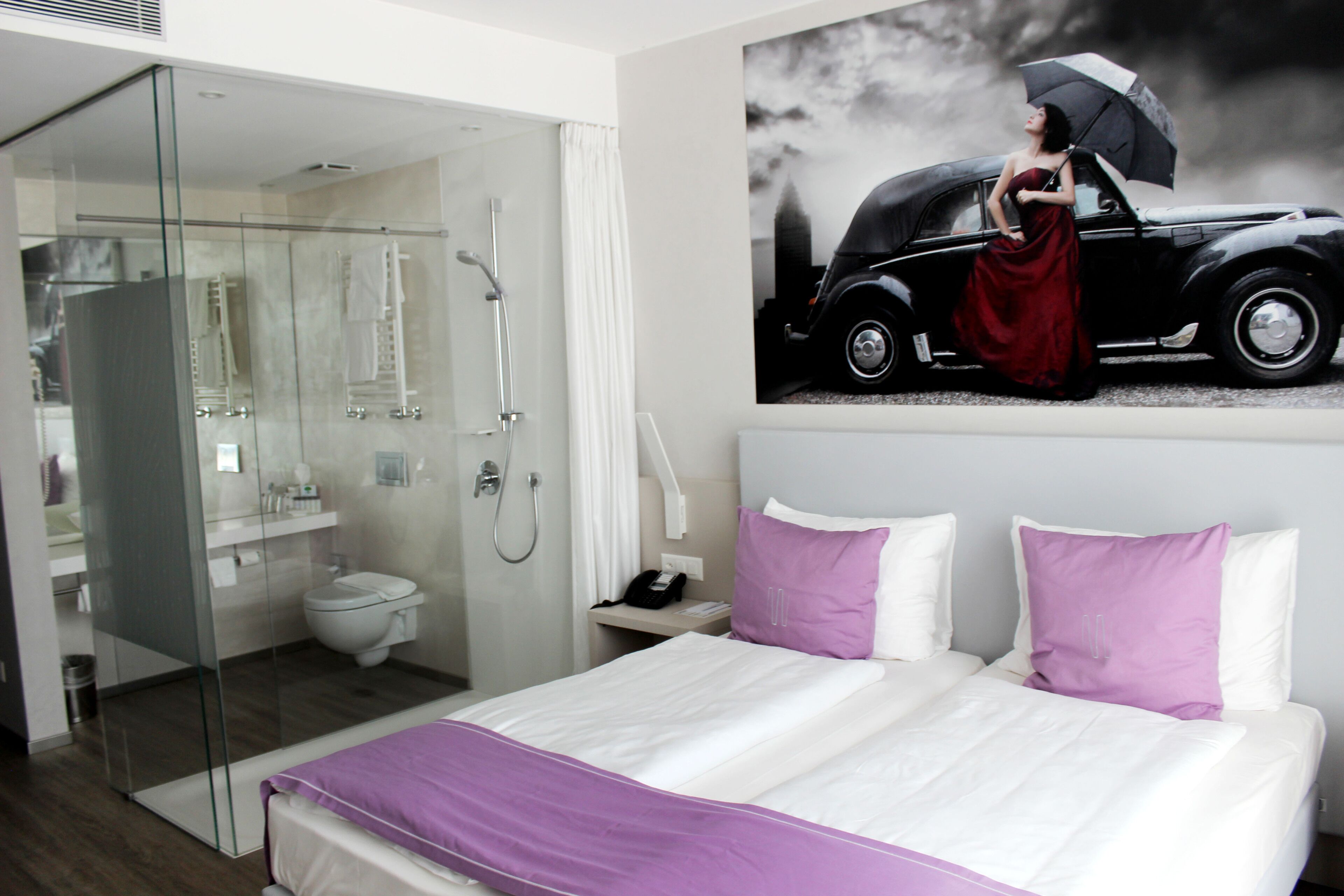 style double room | minibar, in-room safe, desk, laptop workspace