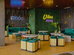 Poolside bar