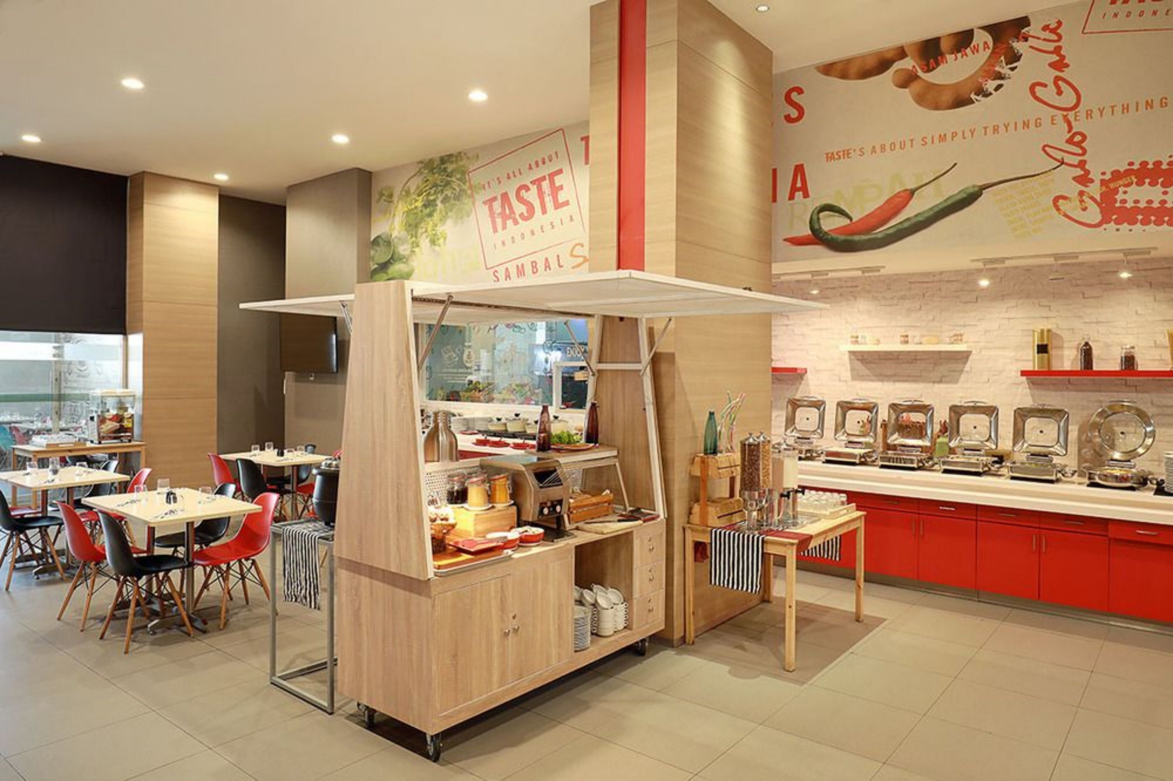 Tägliches Frühstücksbuffet (96800 IDR pro Person)