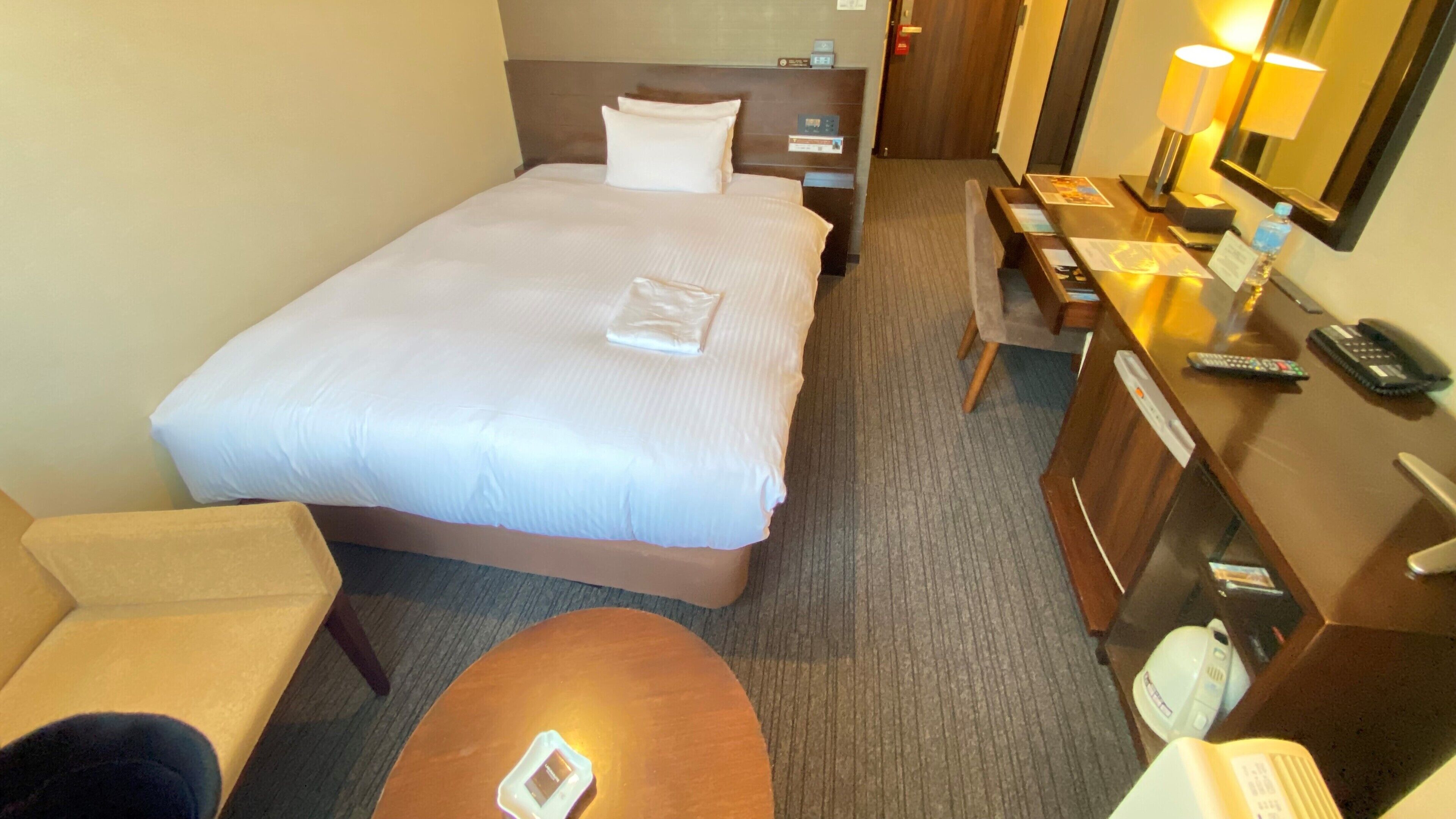 In-room safe, desk, iron/ironing board, free WiFi