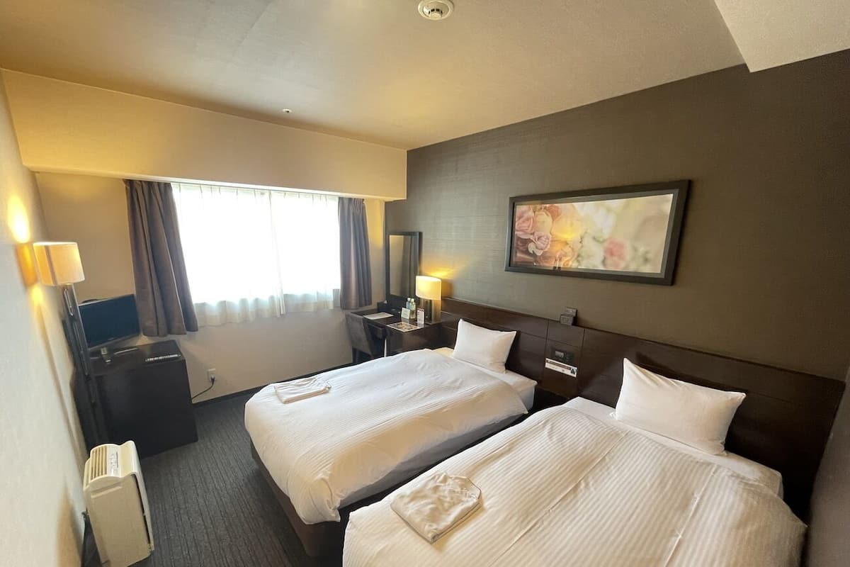 In-room safe, desk, iron/ironing board (on request), free WiFi