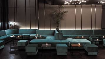 Bar (in der Unterkunft)