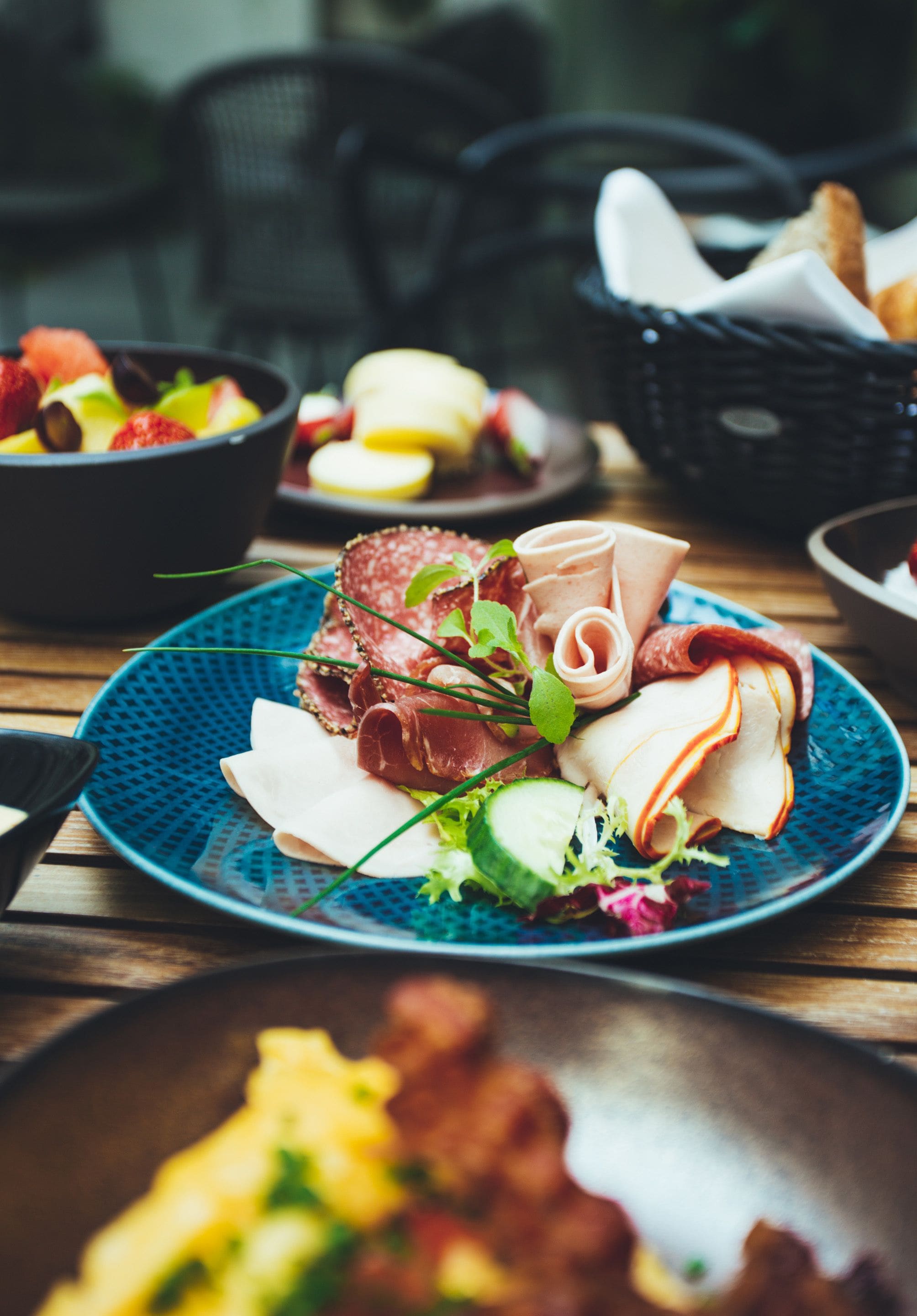 Daily buffet breakfast (EUR 19 per person)