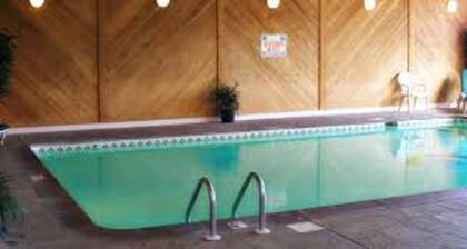 Asteria Inn and Suites