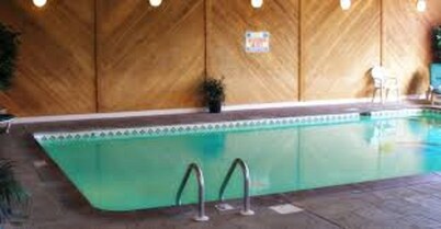 阿斯特里亞套房酒店