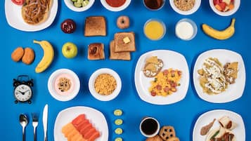 TĂ€gliches inbegriffenes FrĂŒhstĂŒcksbuffet