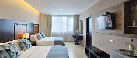 Double Twin Room, City View | 1 間睡房、高級寢具、迷你吧、房內夾萬