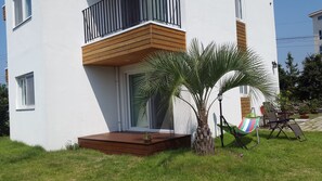 Courtyard - Bada Wi Olle Pension (Seogwipo)