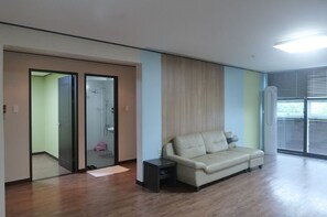 Grand Family | 1 室のベッドルーム、高級寝具、遮光カーテン、WiFi (無料)