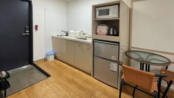 ์คํ ๋ค๋ ๋๋ธ๋ฃธ, ๊ธ์ฐ | ์ ์ฉ ๊ฐ์ด ์ฃผ๋ฐฉ | ๋์ฅ๊ณ , ์ ์๋ ์ธ์ง