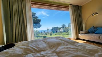 Dobbeltværelse - havudsigt | Egyptiske bomuldslagner, dundyner, arbejdsområde til bærbare computere