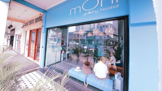 Front of property - Moni Gallery Hostel (Singapore)