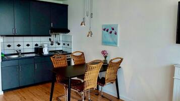 Superior-Apartment, 1 Schlafzimmer | Eigene Küche | Kühlschrank, Mikrowelle, Ofen, Herdplatte