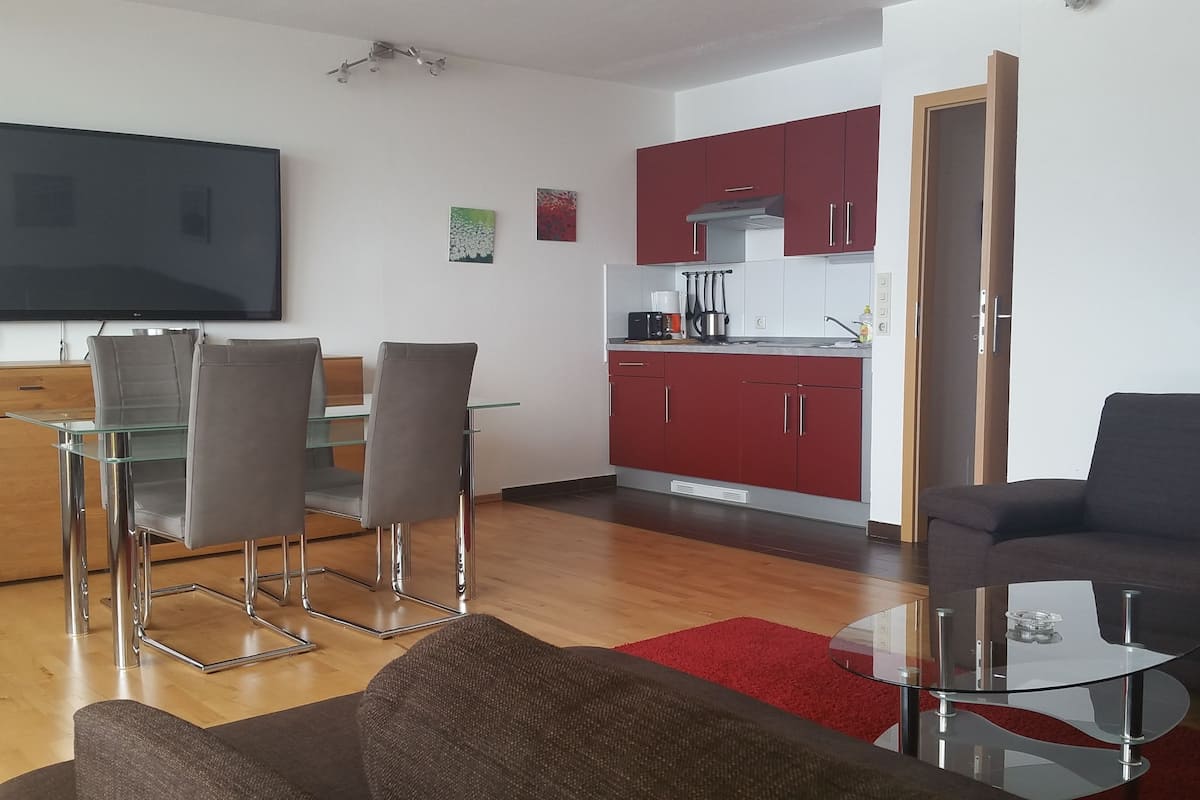 Apartemen Superior, 1 kamar tidur | Makan di kamar