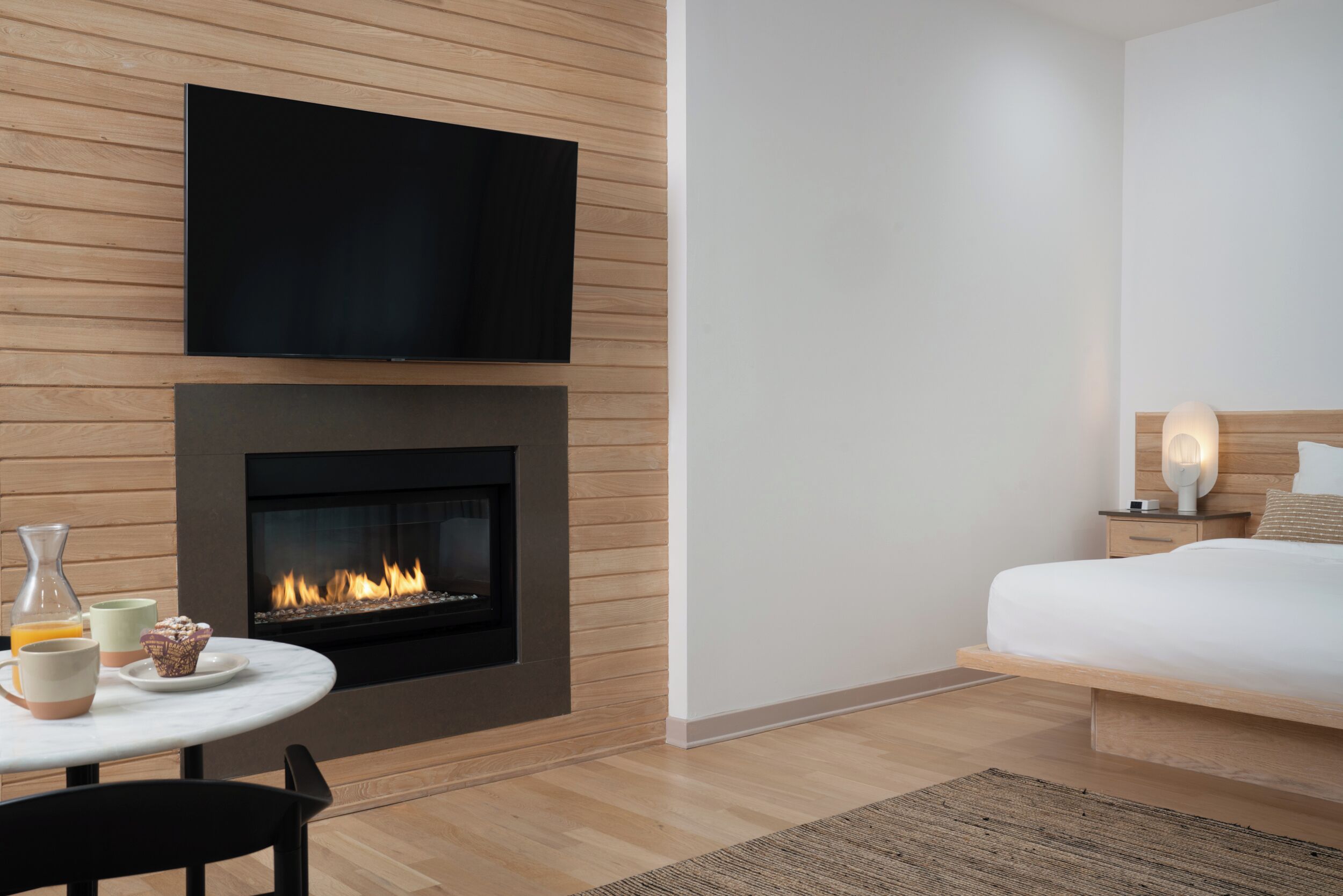 Studio Suite, Fireplace