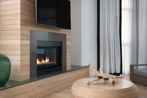 Suite, 2 chambres, foyer | Literie de qualité, coffre-fort, rideaux d’obscurcissement