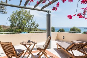 Premium Studio Suite, 1 Double Bed, Sea View | Balcony