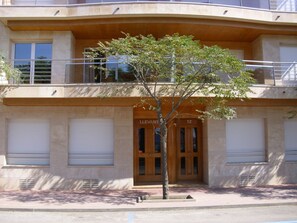 Front of property - Edifici Llevant i Ponent (Palamos)