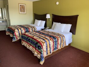 デスク、WiFi (無料)、ベッドシーツ