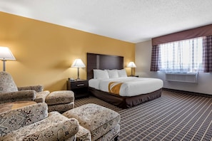 Desk, free cribs/infant beds, free WiFi, bed sheets