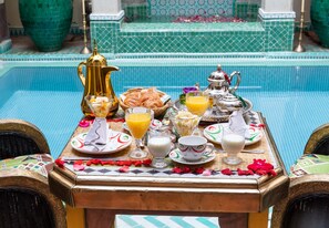 Sudah termasuk sarapan ala kontinental