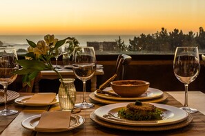 Breakfast served - Cuarzo Lodge (Pichilemu)