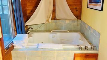 Premium Room, 1 Katil Raja (King) | Tab spa persendirian