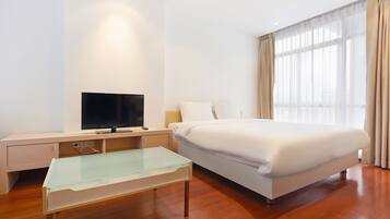 In-room safe, desk, rollaway beds, free WiFi