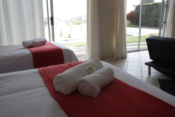 1 bedroom, premium bedding, desk, iron/ironing board