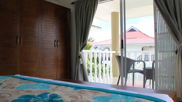 Apartment, 2 Bedrooms (Self Catering) | 1 bedroom, premium bedding, in-room safe, desk