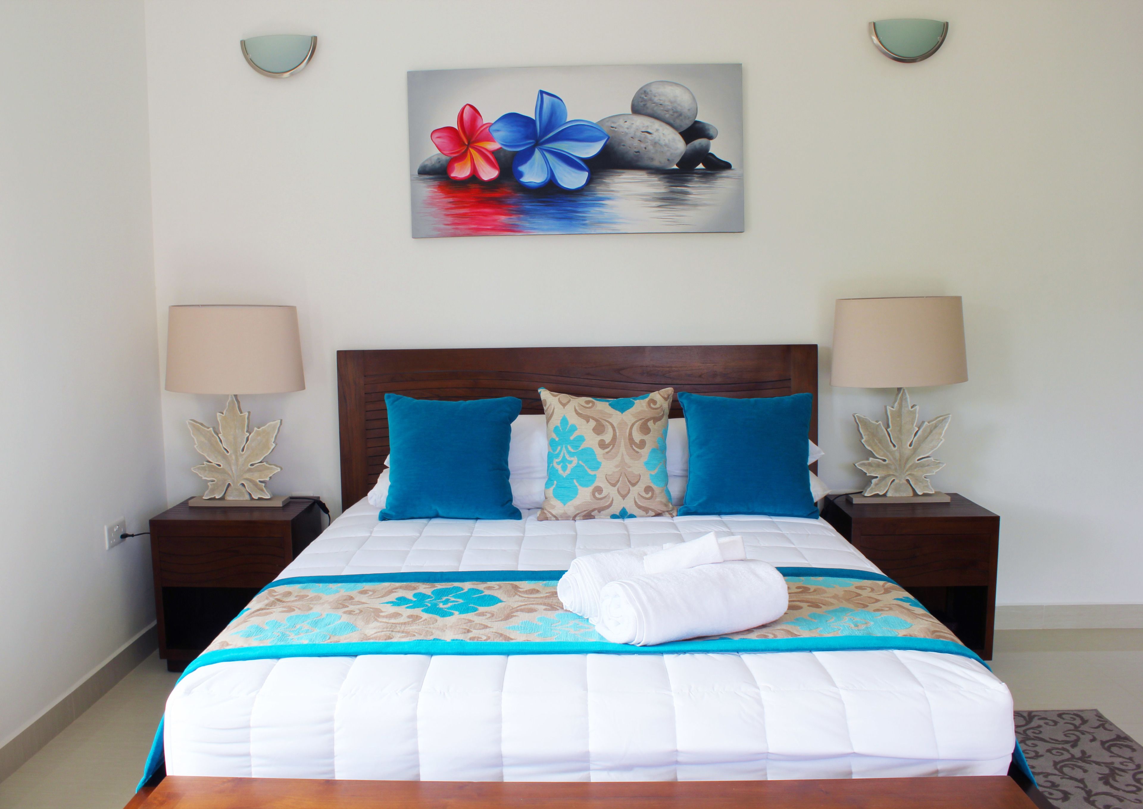 1 bedroom, premium bedding, in-room safe, desk