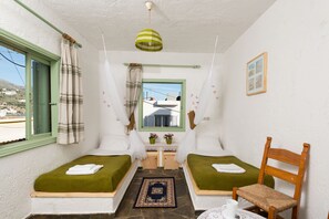 Huoneisto, 2 makuuhuonetta | 1 makuuhuone, ylelliset vuodevaatteet, tallelokero huoneessa, työpöytä