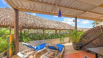 Appartement, 1 chambre, au bord de la plage (Ground Floor) | Terrasse/patio