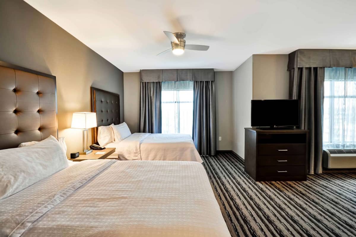 In-room safe, desk, laptop workspace, iron/ironing board