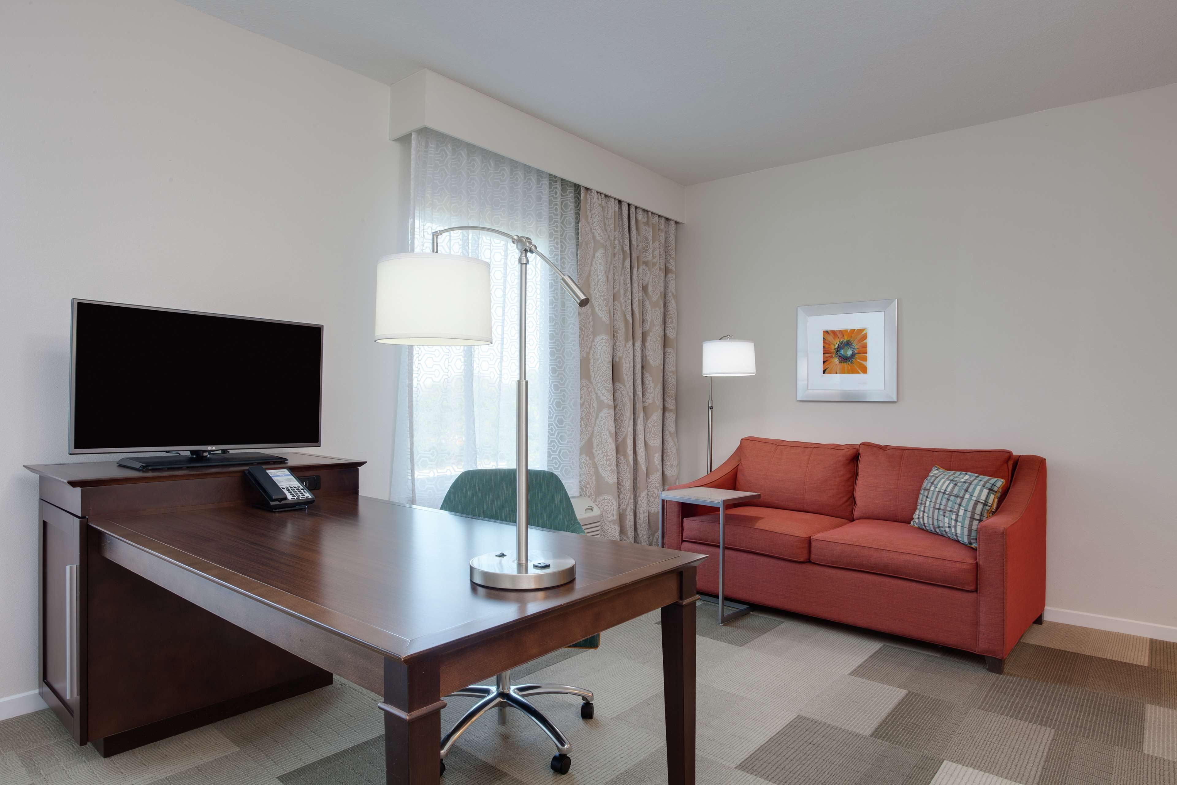 in-room safe, desk, laptop workspace, blackout curtains