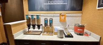 Hampton Inn & Suites Deland