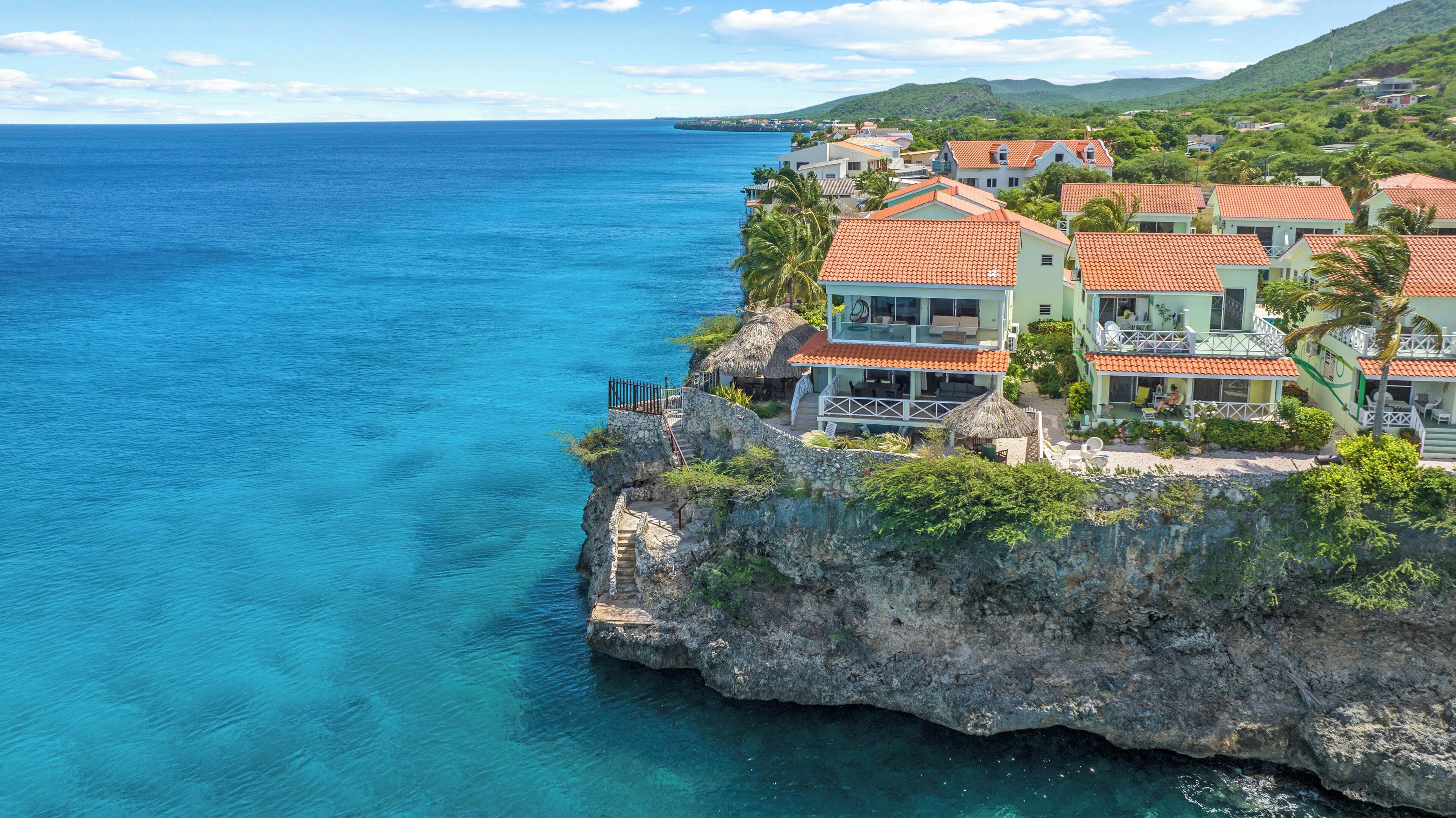 Vila exclusiva, 2 quartos, banheira de hidromassagem, vista para o oceano | Cofres nos quartos, berços (sobretaxa), Wi-Fi de cortesia