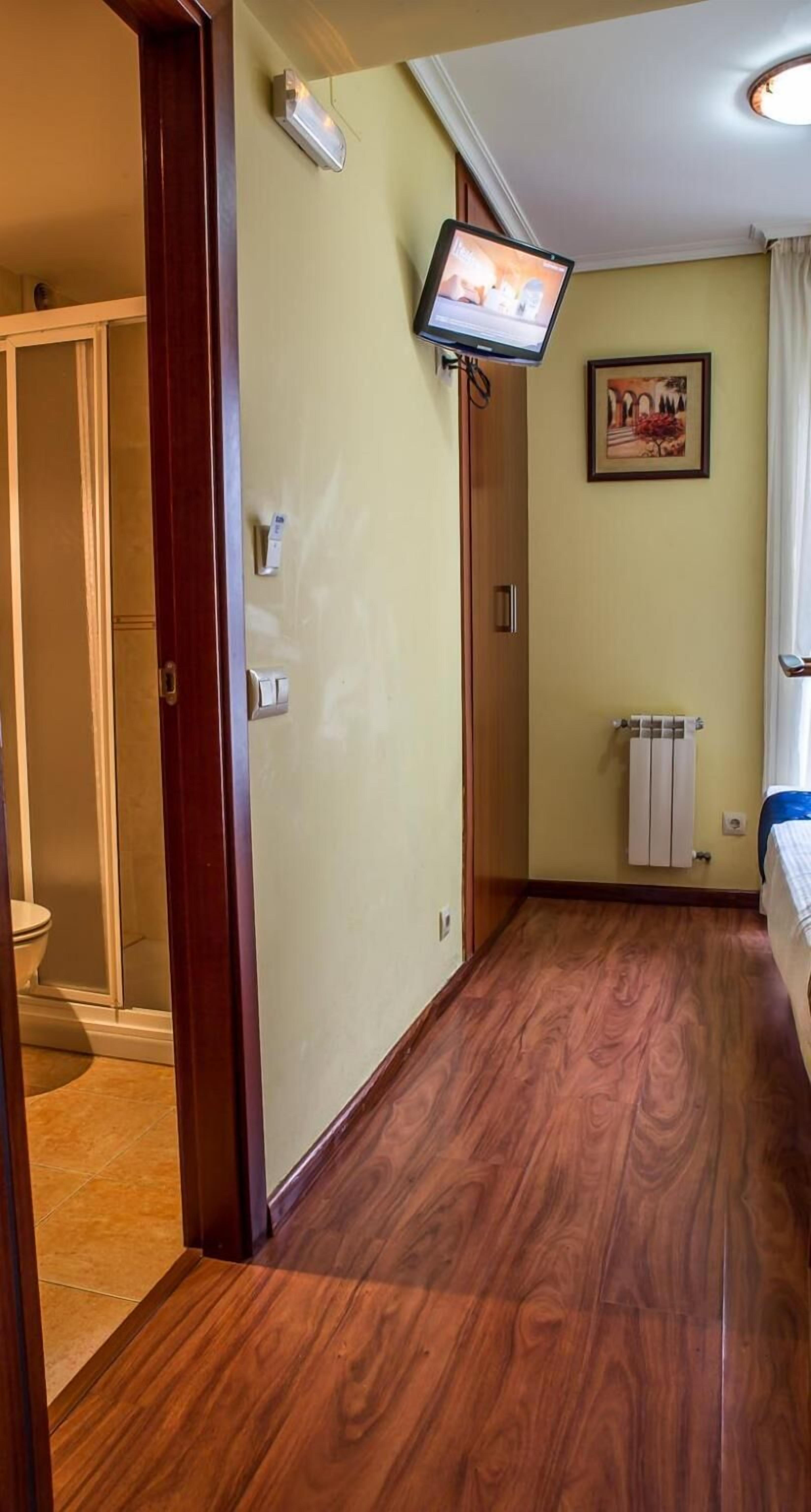 Photo - Hostal Hotil Coruña Centro