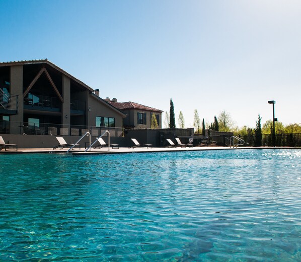 Seasonal outdoor pool